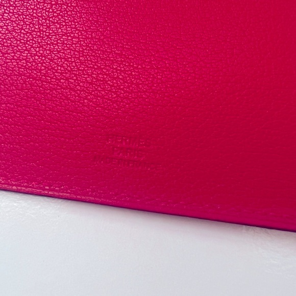 🔥HERMES PASSPORT HOLDER - Picture 9 of 10